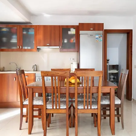 Casa Luisa Holiday home *